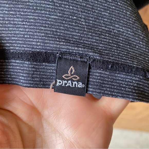 Prana Quarter Zip Breaker charcoal Gray Hooded sweatshirt - Picture 9 of 11